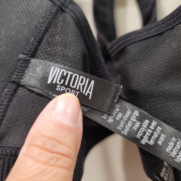 Victoria's Secret Black Lightweight Max Front-Closure Sports Bra - Sz 34A US - Picture 5 of 7